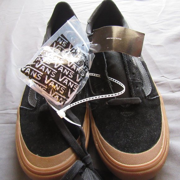 old school skateboard shoes